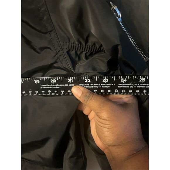 H&M Divided Women's Black Padded Oversized Bomber Jacket XS‎ NWT - Picture 9 of 11